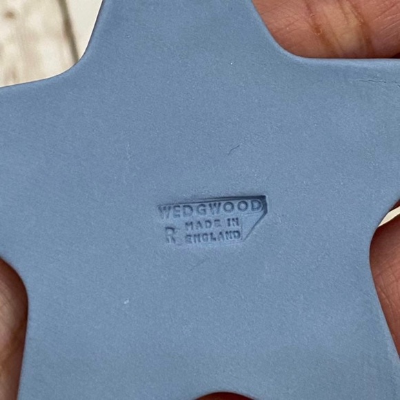 Vintage WEDGWOOD Blue Jasper Ware Star Musical Instrument Christmas Ornament - Picture 12 of 12